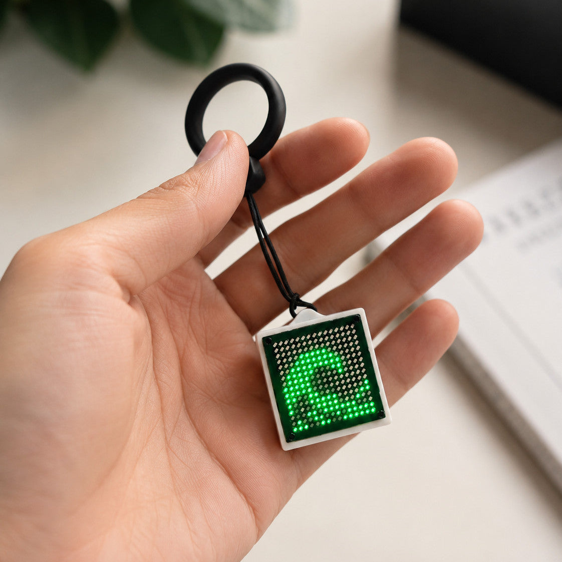 CyberFlow | Gravity Reactive LED Pendant Necklace – Futuristic Liquid Light Jewelry