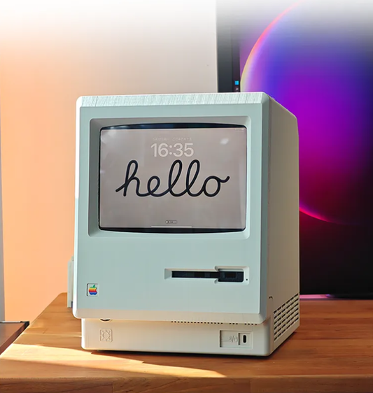 Retro Macintosh 8.3” Hub: Macintosh-Style Dock & Display for Mac Mini M4 & iPad Mini