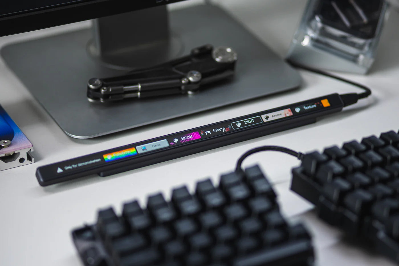 2K OLED Customizable Touch Bar Keyboard for Creators & Gamers