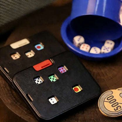 Retro Press Dice Roller – 5 Dice Anti-Cheat Differential Gear Party Game