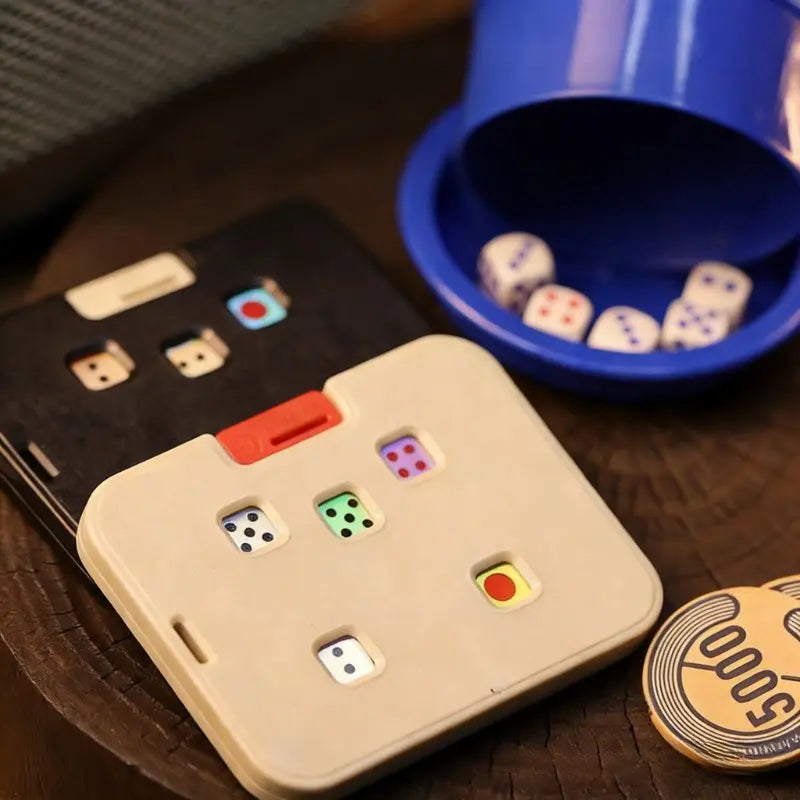 Retro Press Dice Roller – 5 Dice Anti-Cheat Differential Gear Party Game